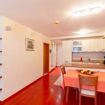 Apartment Leona & Borna's Lapad *