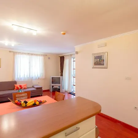 Apartment Leona & Borna's Lapad *