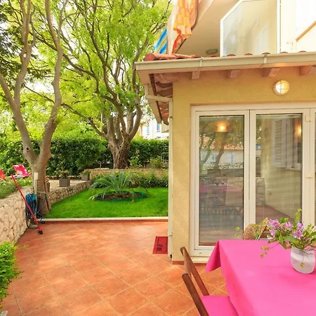 Apartment Leona & Borna's Lapad *