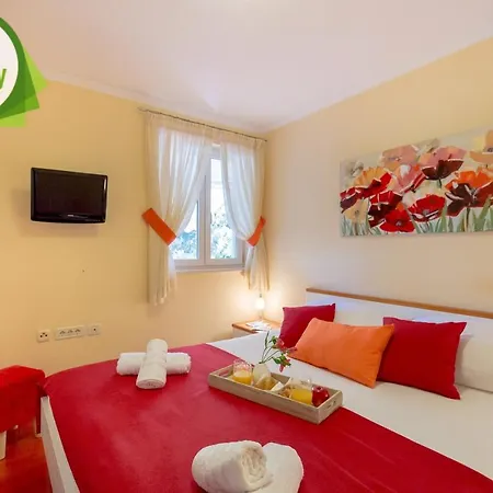 Leona & Borna's Lapad *