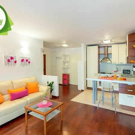 Apartment Leona & Borna's Lapad