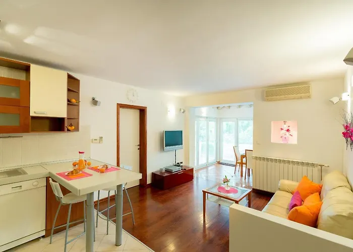 Leona & Borna's Lapad