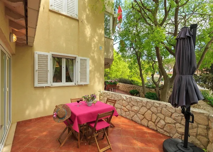 Leona & Borna's Lapad * Dubrovnik