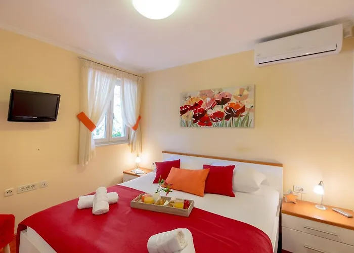 Leona & Borna's Lapad * Dubrovnik