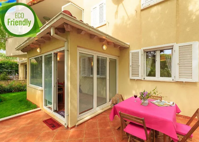 Leona & Borna's Lapad * Dubrovnik