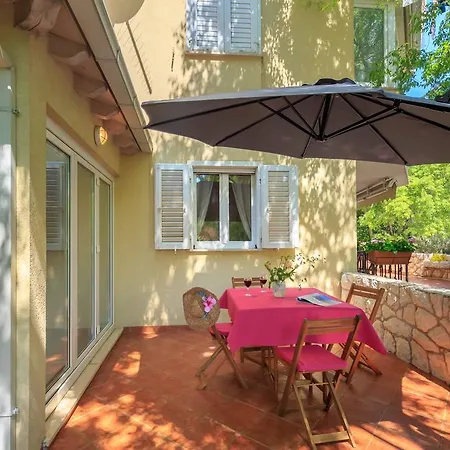 Leona & Borna's Lapad Apartment