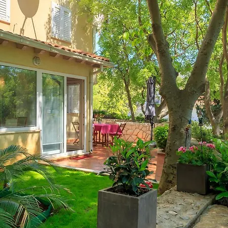 Apartman Leona & Borna's Lapad